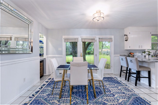 Photo - 1109 Leeward Ave Unit A