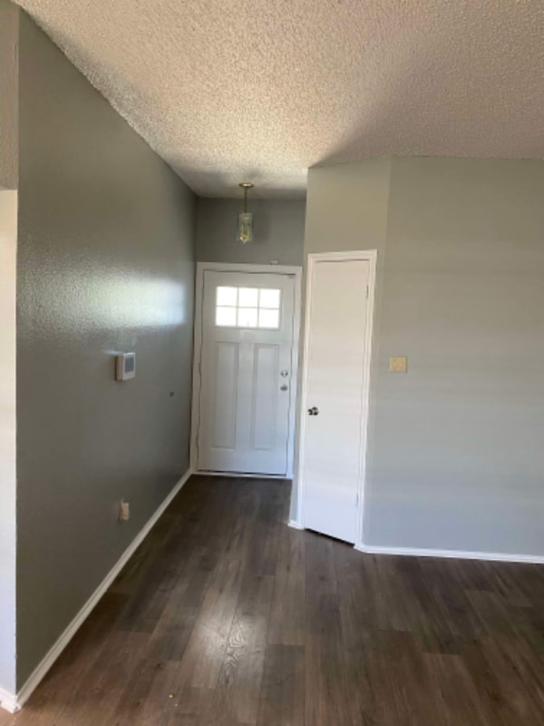 Photo - 301 Baumann Dr