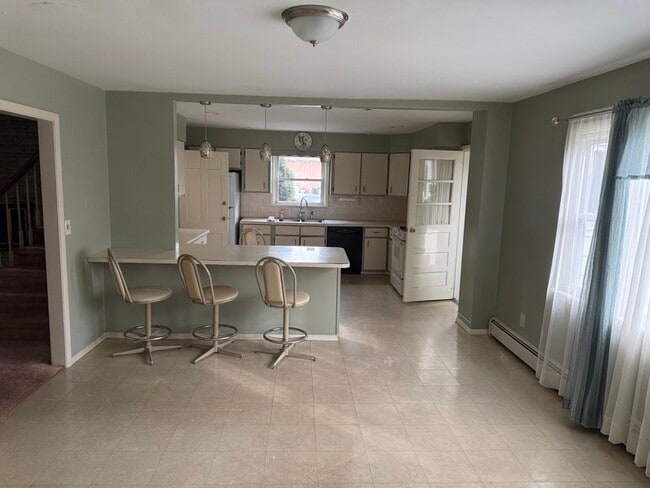 Photo - 139 Lincoln Hwy