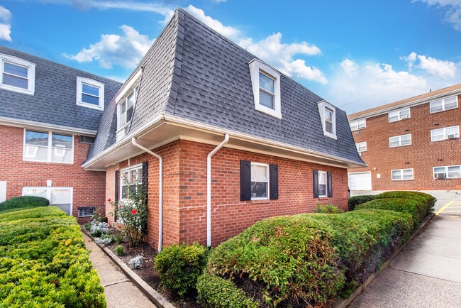 Photo - 25 River Rd Unit A-14