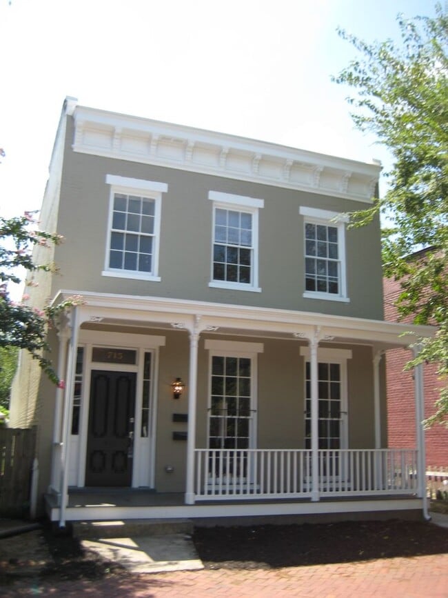 Building Photo - 715 W Clay St Unit B Rental