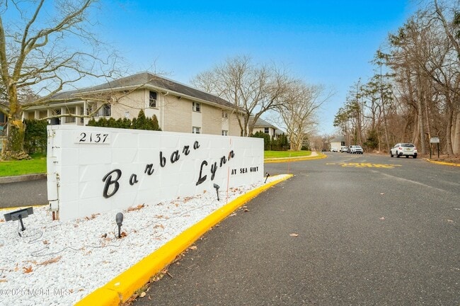 Photo - 2137 8th Ave Unit 8J