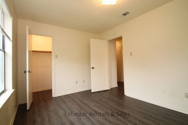 Photo - Two-Story Delight!