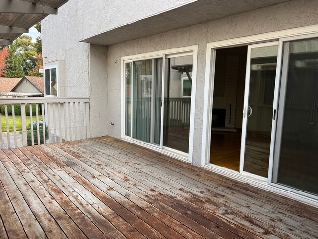 Photo - Spacious Townhome in Swallows Nest Country Club