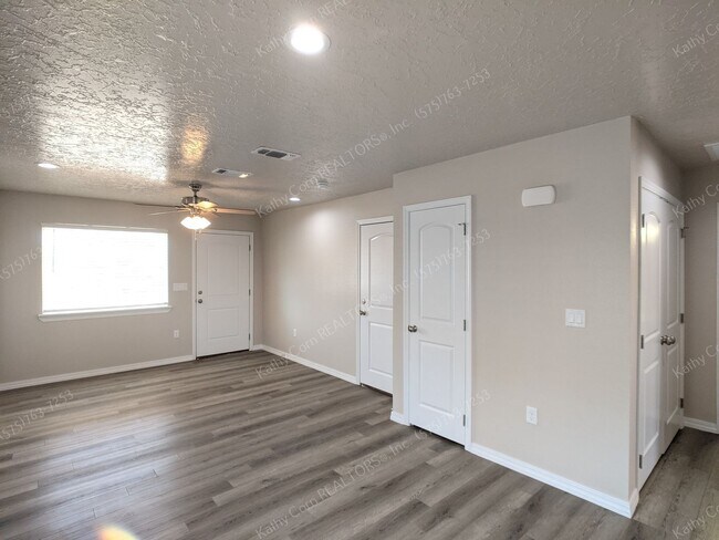 Photo - 2031 Janeway St Unit M