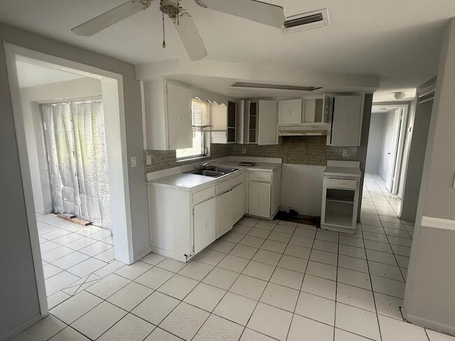 Photo - 3215 Bright Dr