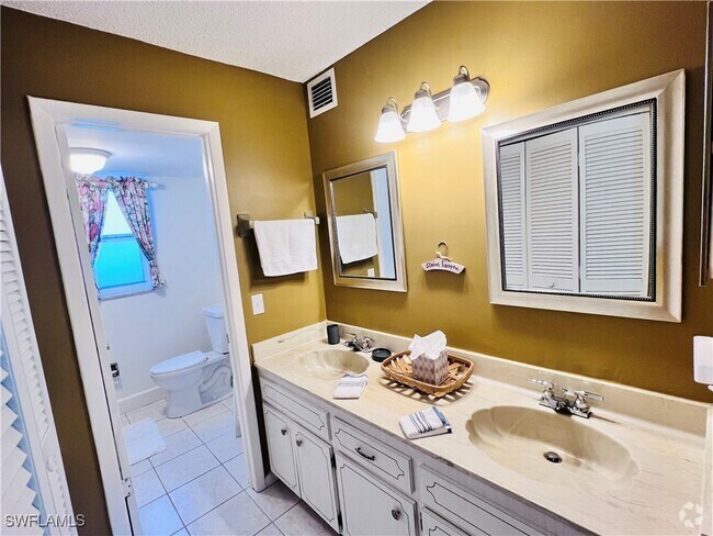 Building Photo - 255 Palm Dr Unit 255-1 Rental