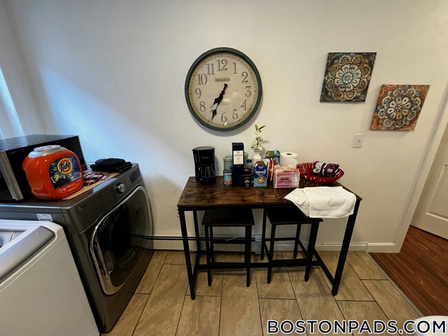 Photo - 871 Harrison Ave Unit 2