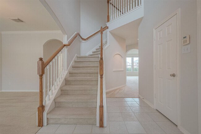 Photo - 18118 Billabong Crescent Ct