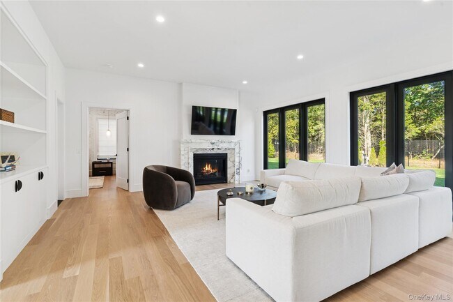 Photo - 4 Margareta Ct