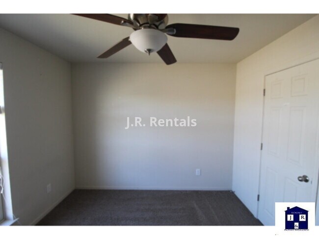 Photo - 2813 Settlement Rd