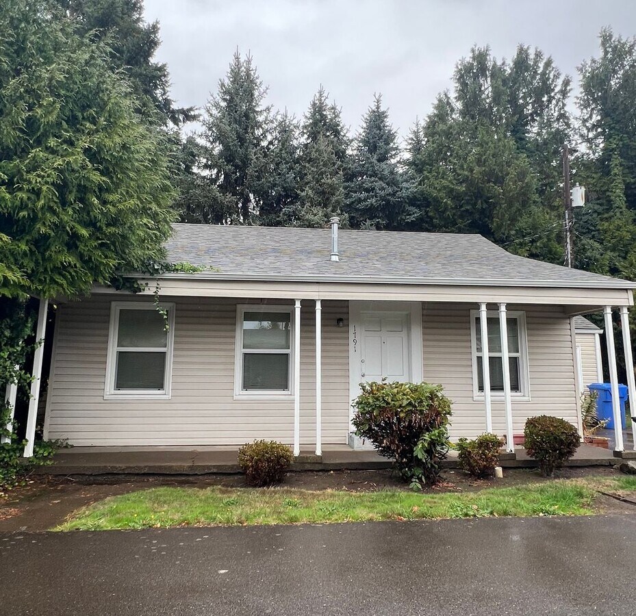 1 Bed 1 Bath Home in Northeast Salem - 1 Bed 1 Bath Home in Northeast Salem