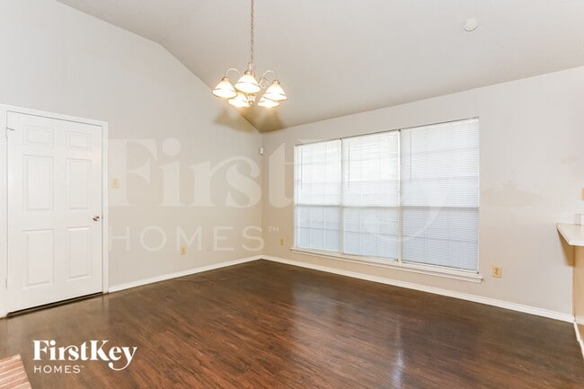 Photo - 5309 Tennis Villa Dr