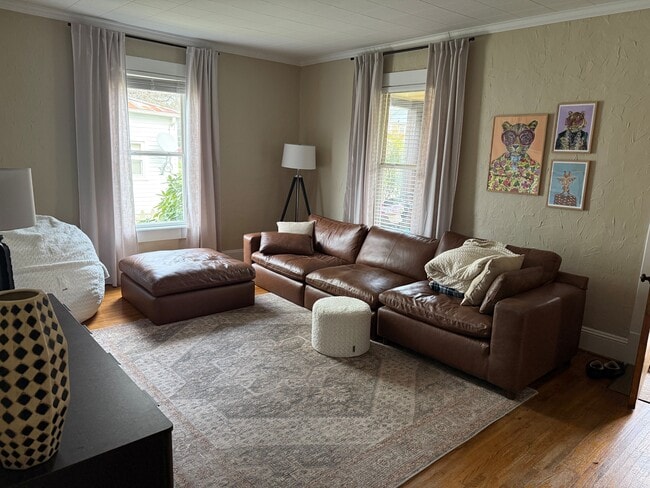 Photo - 316 W Maple St