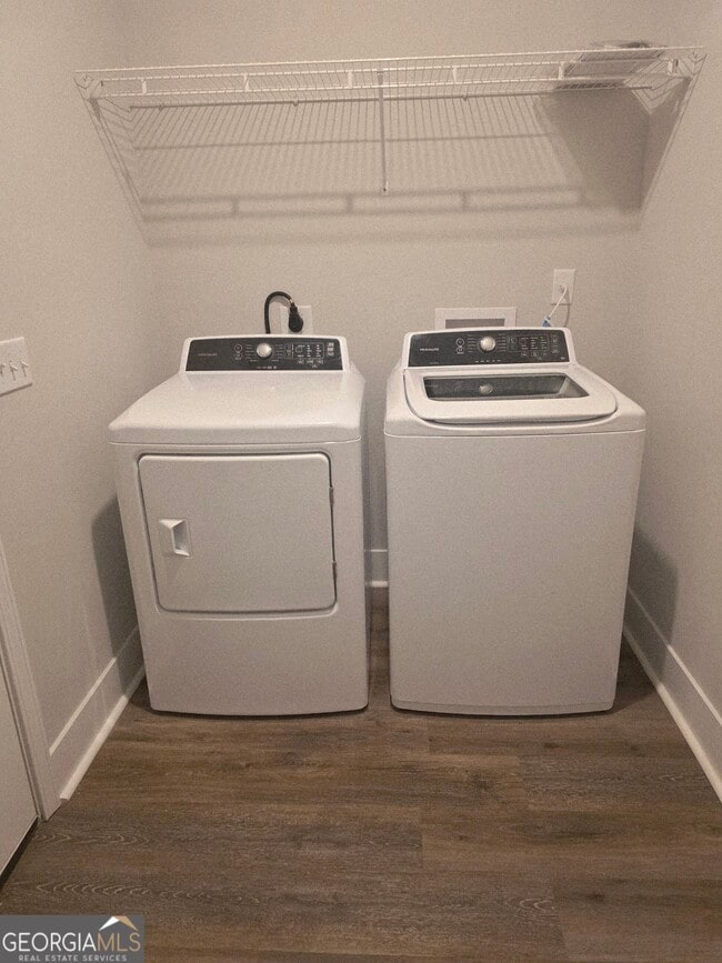 Photo - 1007 Autumns Wood Cir E