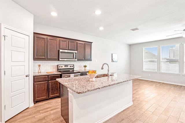 Photo - 9000 HUXLEY Dr