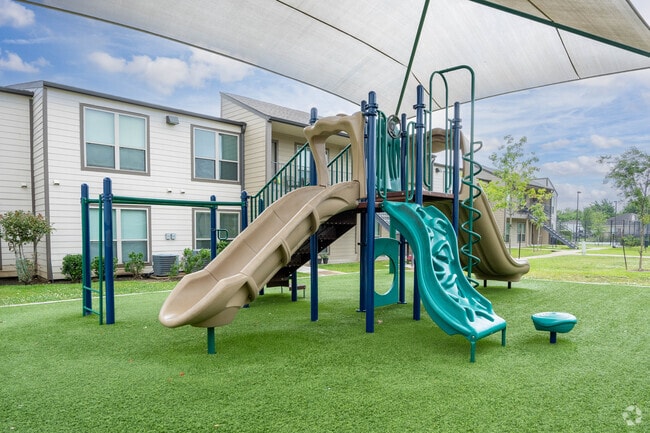 3833 Mustang Rd Alvin, TX 77511 - Playground
