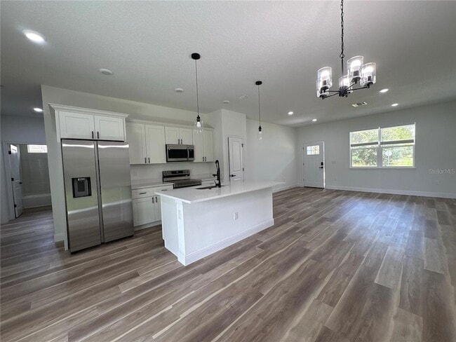 Photo - 1852 W Quaker Ln