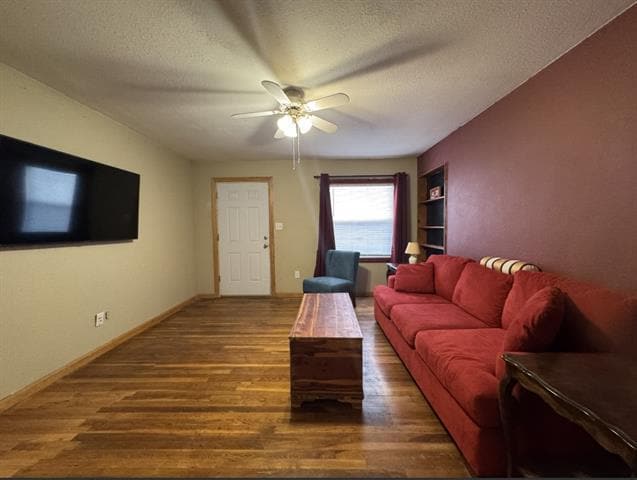 Photo - 1481 Burger St