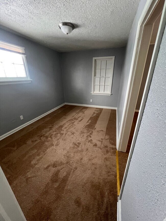 Photo - One bedroom - Midtown