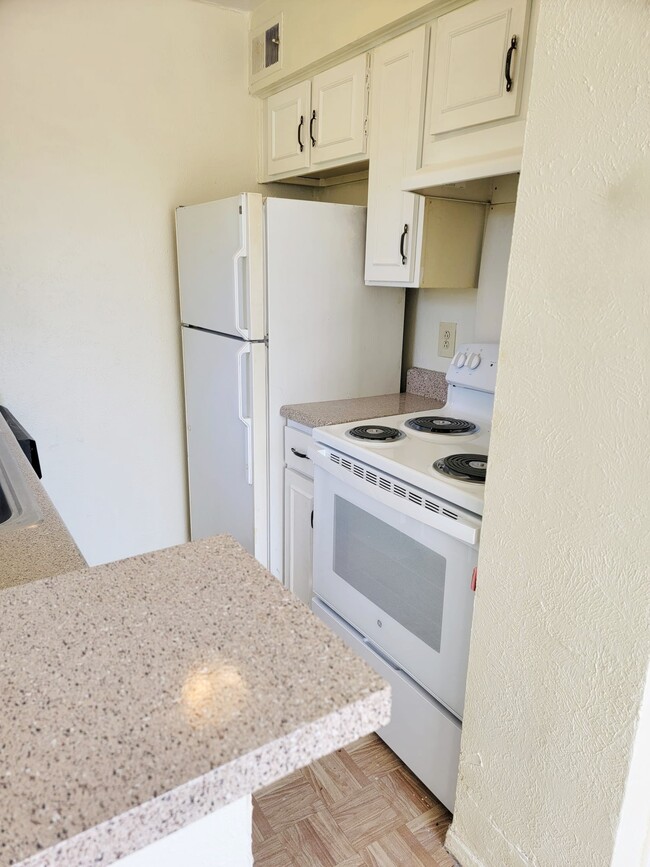 Photo - Briarwood Apartments