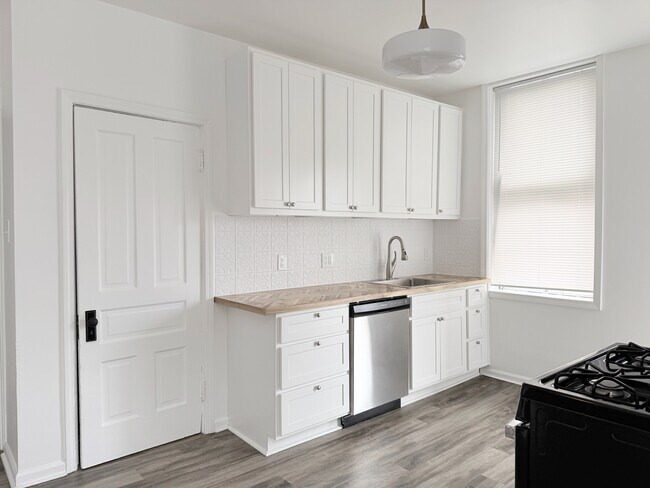 Photo - 3452 Alberta St Unit 54A