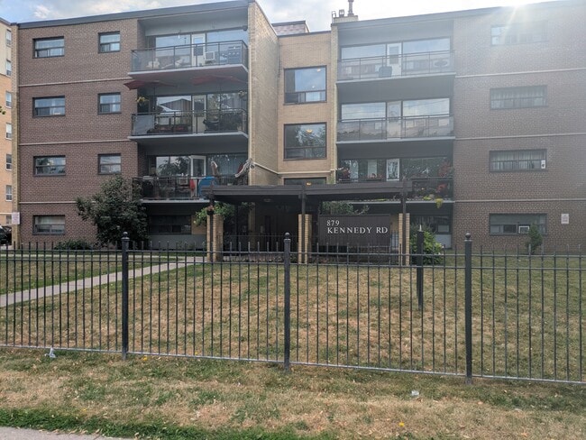 Building Photo - 879 Kennedy Rd