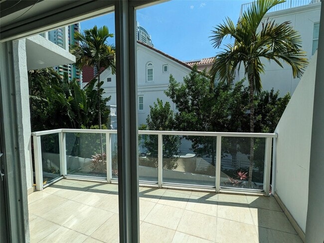 Photo - 1528 Brickell Ave Unit 104