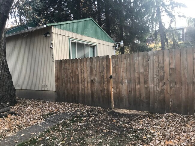 Photo - 1237 Northwest Davis Way Unidad 1237 NW Davis Way
