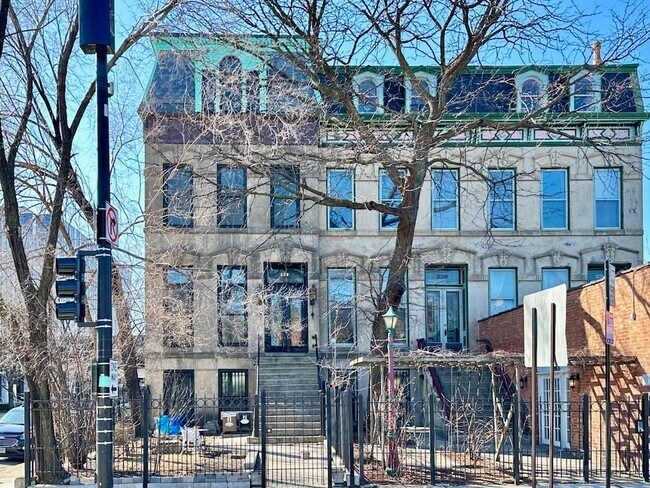 Photo - 238 S Ashland Ave Condo Unit A03C