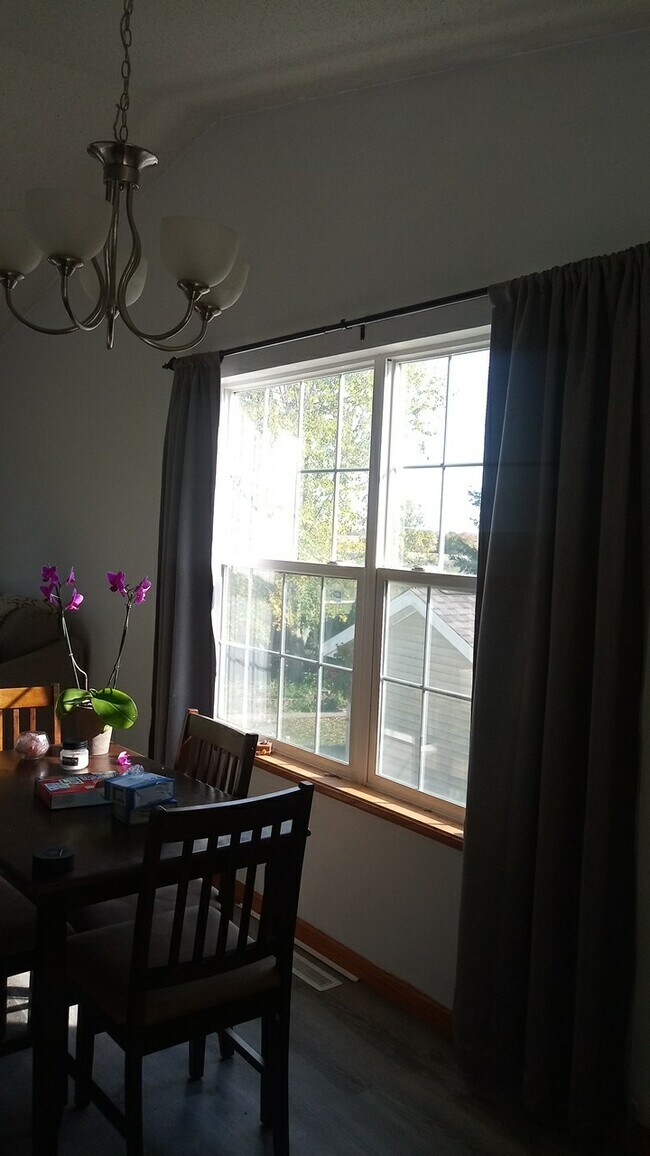 Photo - 1675 Hemingway Ln