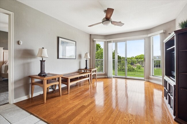 Building Photo - 18617 Egret Bay Blvd Unit 308