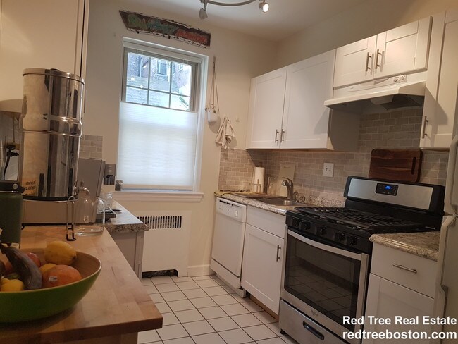 Photo - 1496 Beacon St Unit 4