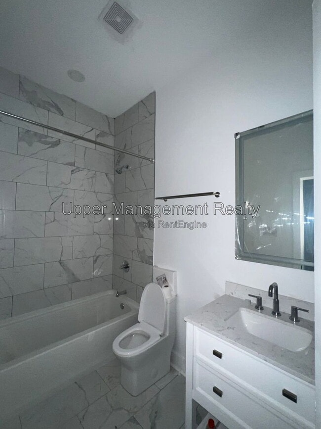 Photo - 819 Adams St