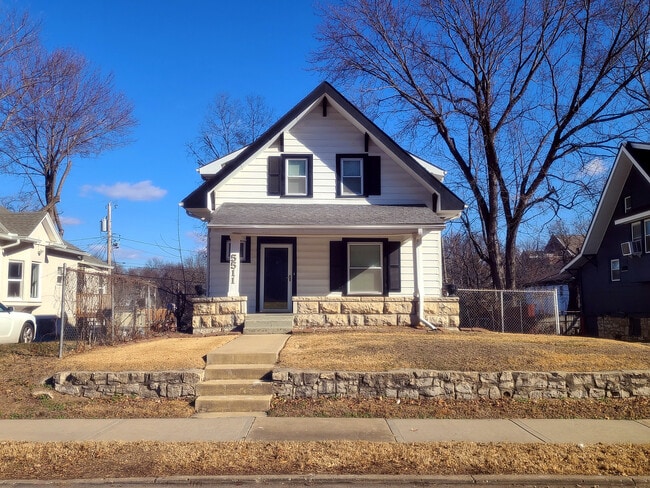 Photo - 5511 Lydia Ave