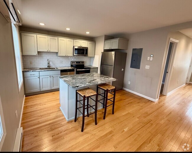 Building Photo - 209 S Meadow St Unit Apt A