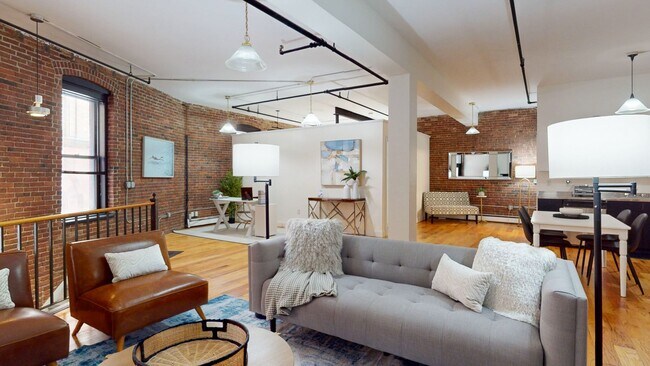 Photo - Prime location to experience Boston's dyna...