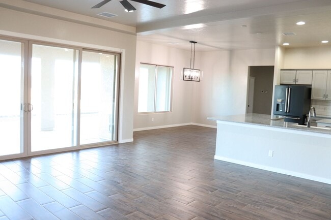 Photo - Welcome to your Southern Arizona desert oasis!