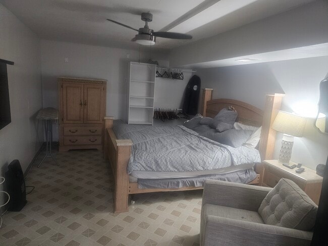 Photo - 5002 Sinope Way