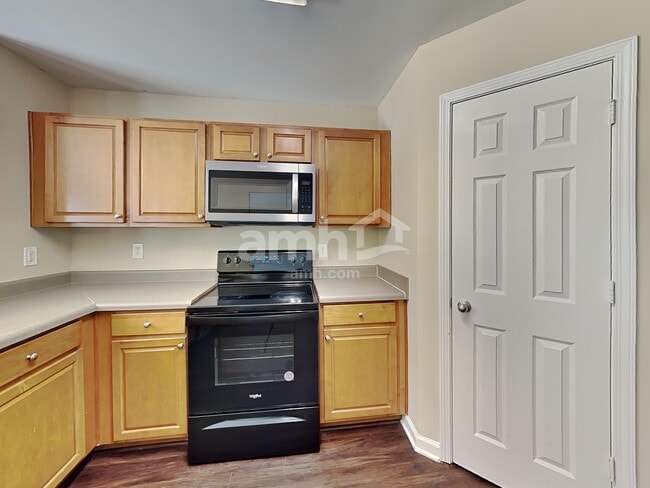 Photo - 2920 Mayfair Dr