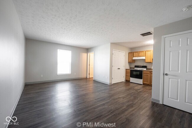 Photo - 1702 W Michigan St Unit 10
