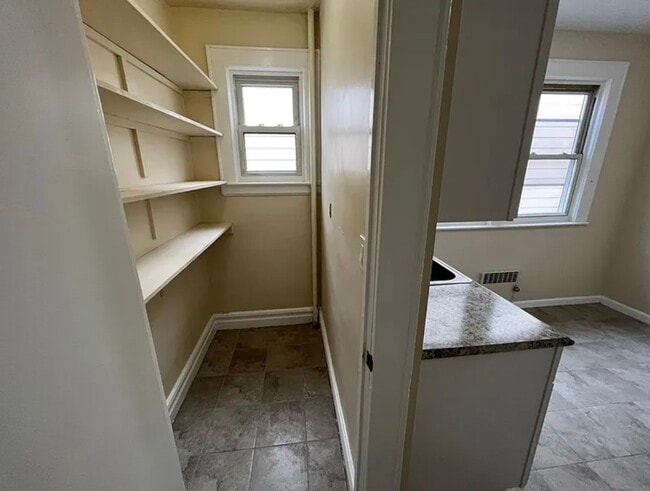 Pantry - 74 Smith St Unidad 2nd Floor