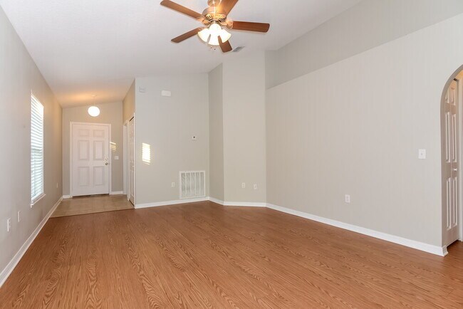 Photo - 17036 Lixberry Way