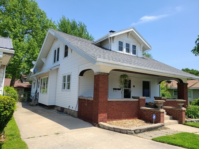 Photo - 935 E Ft Wayne St Unit A