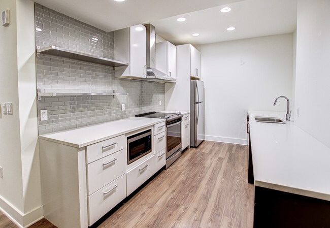 Photo - The Creswell