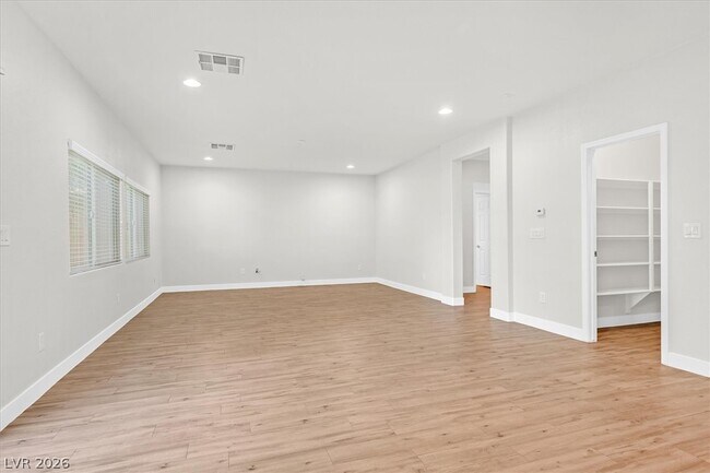 Photo - 836 Tofino Ct