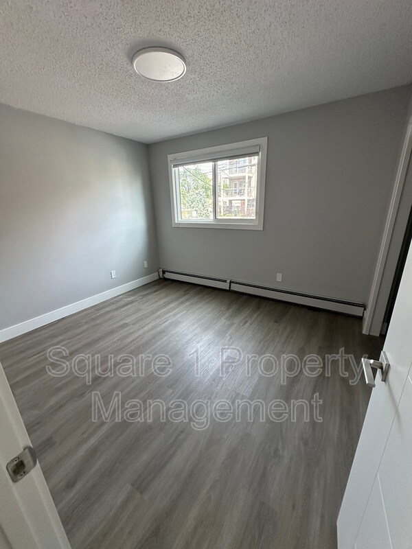 Photo - 8503-8599 99 St NW Unit 202