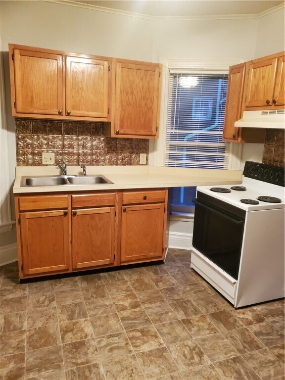 Photo - 167 Rosedale St