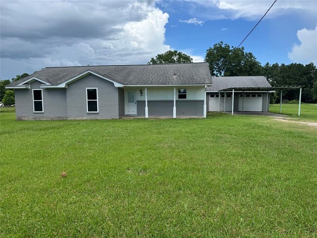 Photo - 688 County Rd 6681 House