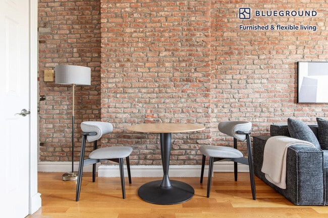 Photo - 20 Prince St Unit FL6-ID2051